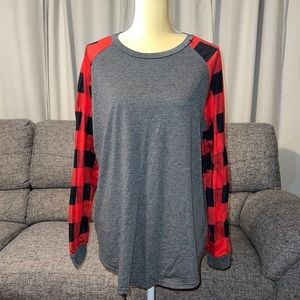 Red, Black & Gray Buffalo Plaid Tee Size 1XL